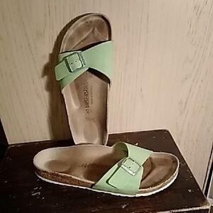 Birkenstock Green Sandals with Contoured Footbed  Sz 40